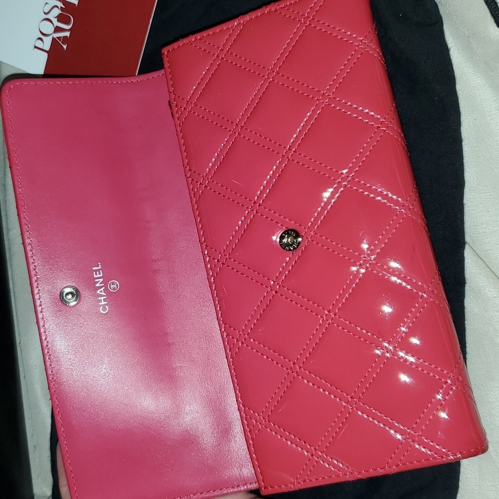 EUC Chanel long flap wallet in patten Hot Pink. - Picture 11 of 11